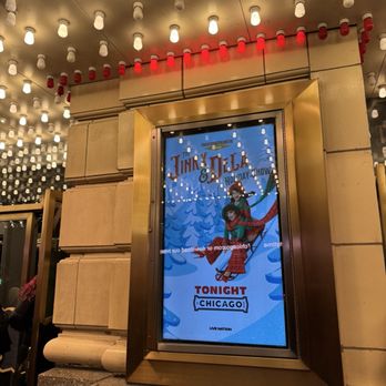 Chicago Theatre - Performing Arts Near Me - Chicago, Illinois Chicago Theatre - Performing Arts Near Me - Chicago, Illinois