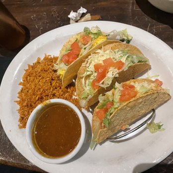 Uncle Julio's - Taco platter - Mexican Near Me - Orlando, Florida Uncle Julio's - Taco platter - Mexican Near Me - Orlando, Florida