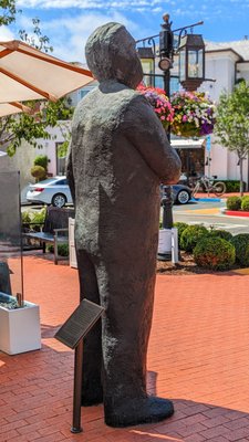 Palisades Village by null