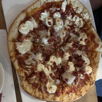 Dantes Bistro Bar & Grill - Flat Bread - Italian Near Me - Barrington, New Hampshire