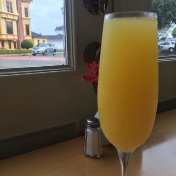 Carter House Inns - $10 Mimosa at brunch - Hotels Near Me - Eureka, California Carter House Inns - $10 Mimosa at brunch - Hotels Near Me - Eureka, California