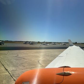 Paso Robles Municipal Airport - Airports Near Me - Paso Robles, California