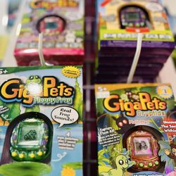 Apple Jax Toys - Tamagotchi