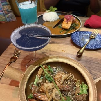 La Moon - More-Din and Grilled Salmon - Vietnamese Near Me - Atlanta, Georgia La Moon - More-Din and Grilled Salmon - Vietnamese Near Me - Atlanta, Georgia