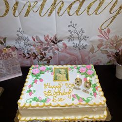 Fleckenstein's Bakery - Pretty,but wanted fondant with different decorations. Cake was dry and layers too thick