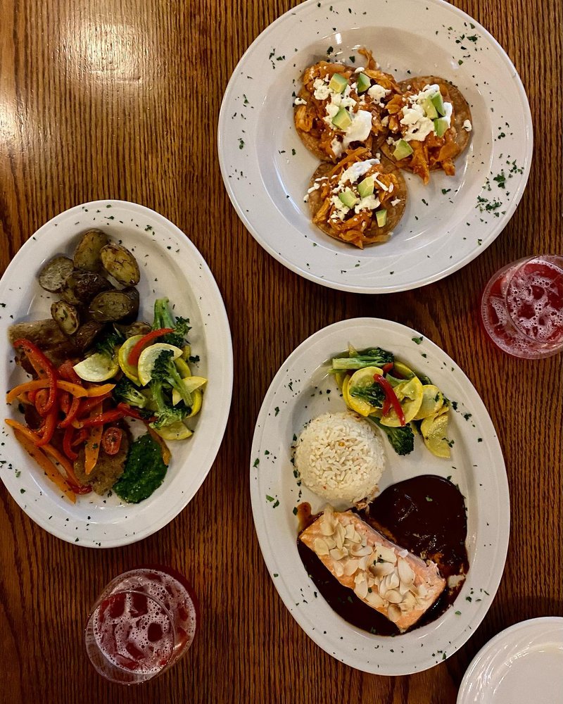 Social spots from Julius