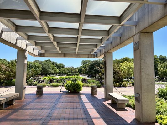 Fort Worth Botanic Garden by null