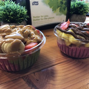 Sweetberry Glen Rock - Half pitaya half green (left) Build Your Own Pitaya Bowl (right) - Acai Bowls Near Me - Glen Rock, New Jersey Sweetberry Glen Rock - Half pitaya half green (left) Build Your Own Pitaya Bowl (right) - Acai Bowls Near Me - Glen Rock, New Jersey