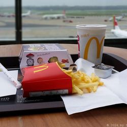 McDonald's - Man darf sich auch mal was gönnen! (10/2016)