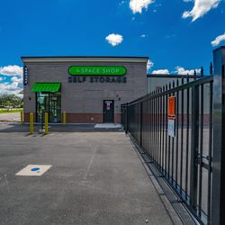 Space Shop Self Storage - Plant City