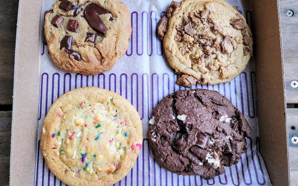 Insomnia Cookies by null