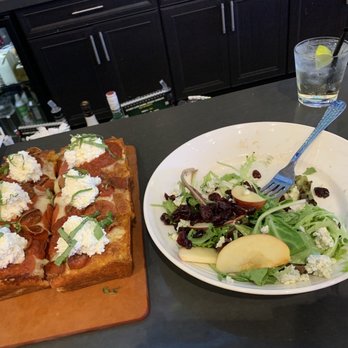 Ten Pin Fun Center - Pepperoni Pizza &  A Green Salad - Bowling Near Me - Turlock, California