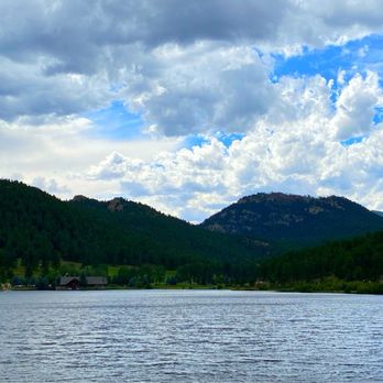 Evergreen Lake Trail - Parks Near Me