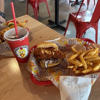 Dave's Hot Chicken - #Dave's #4: 1 Slider with Fries - Chicken Shop Near Me - Pembroke Pines, Florida