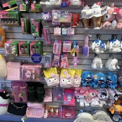 Claire's - Wicked and Sanrio