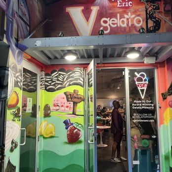V Gelato & Cafe - Entrance - Ice Cream & Frozen Yogurt Near Me - Miami, Florida