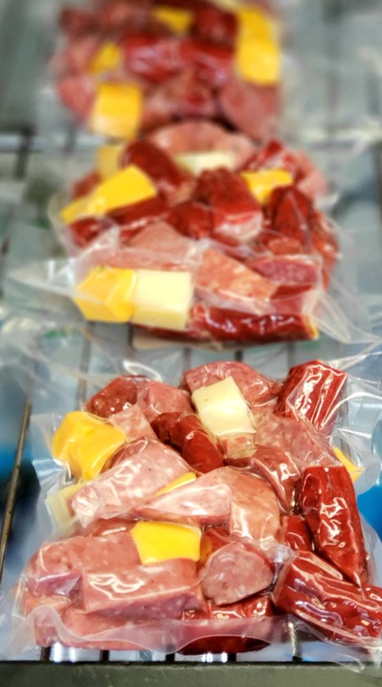 SNYDER’S MEATS & GERMAN SAUSAGE HAUS Updated October 2024 13