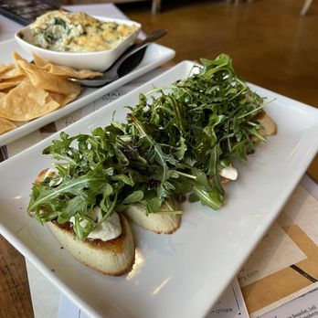 Rancho Capistrano Winery - Fig bruschetta - Seafood Near Me - San Clemente, California Rancho Capistrano Winery - Fig bruschetta - Seafood Near Me - San Clemente, California