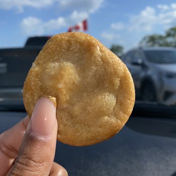 Felix & Norton - White chocolate - Bakeries Near Me - Markham, Ontario