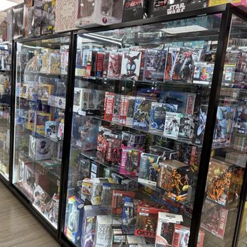 Bookoff - Display case with fancy figures - Music & DVDs Near Me - Woodland Hills, California Bookoff - Display case with fancy figures - Music & DVDs Near Me - Woodland Hills, California