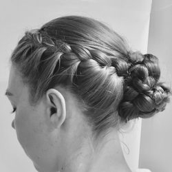 Anh Vu Frisuren