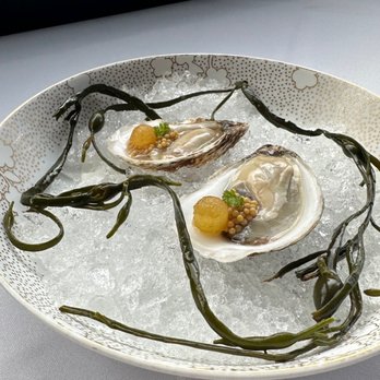 Spruce - Complimentary oysters - American Near Me - San Francisco, California Spruce - Complimentary oysters - American Near Me - San Francisco, California