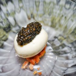 Quintonil - Creme fraiche and melipona bee honey topped with caviar