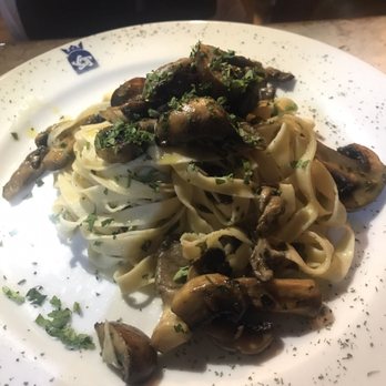 La Nave - Mushroom fettuccini - Pizza Near Me - Tulum, ROO