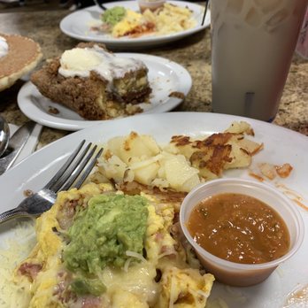 Carolyn's Cafe - The California scrambler (split for 2). The potatoes on the side were so good. Drooooool - Breakfast & Brunch Near Me - Redlands, California