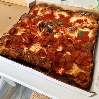 Squares & Fares - Pizza Near Me - Somers Point, New Jersey