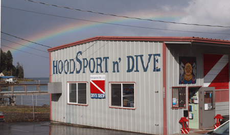 Hoodsport 'N Dive Logo