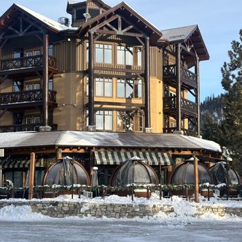 Vulcania - Outside view - Italian Near Me - Mammoth Lakes, California