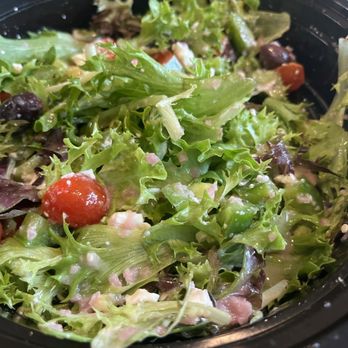 Presto Pasta - Greek salad - Italian Near Me - Granada Hills, California Presto Pasta - Greek salad - Italian Near Me - Granada Hills, California