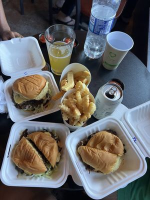 Dreamburger by null