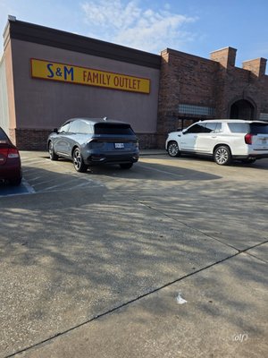 S & M Family Outlet