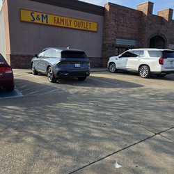S & M Family Outlet - Outside
