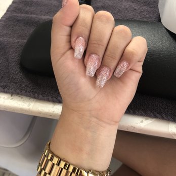 Natural Nails Spa - Nail Salons Near Me - Long Beach, California