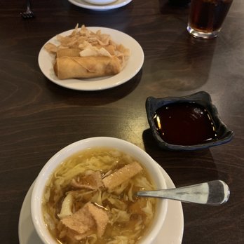 Hot Wok Chinese Restaurant - Spring rolls with lunch special - Chinese Near Me - Chandler, Arizona Hot Wok Chinese Restaurant - Spring rolls with lunch special - Chinese Near Me - Chandler, Arizona