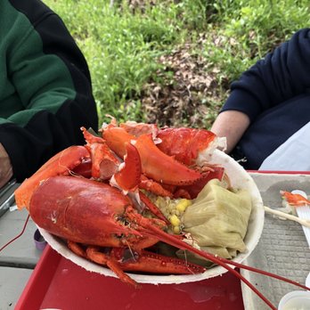 Cabbage Island Clambakes - Lots of food! - Seafood Near Me - Boothbay Harbor, Maine Cabbage Island Clambakes - Lots of food! - Seafood Near Me - Boothbay Harbor, Maine