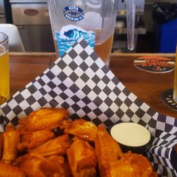 REAL crispy Buffalo wings