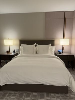 Four Seasons Hotel New York Downtown by null