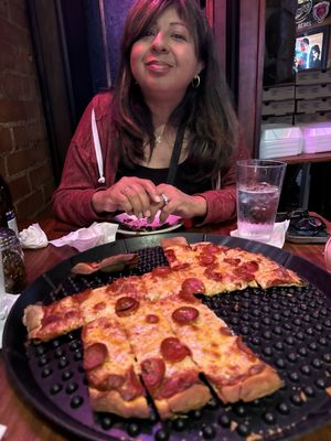 Louie's by null