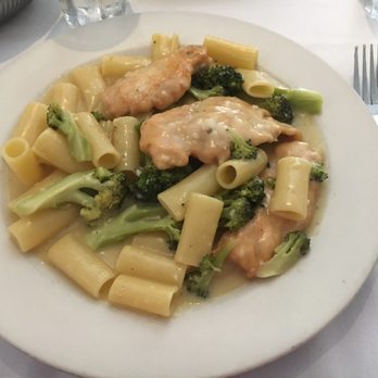 Bella Vista - Ziti with broccoli was magnifico! - Italian Near Me - Boston, Massachusetts Bella Vista - Ziti with broccoli was magnifico! - Italian Near Me - Boston, Massachusetts
