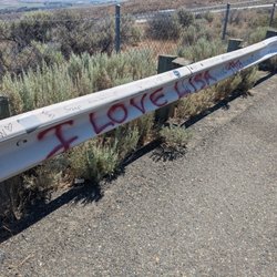 Manastash Ridge Viewpoint - Graffiti