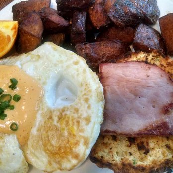 Brown Hound Downtown - Cheddar biscuit Benedict w a spicy hollandaise - New American Near Me - Rochester, New York Brown Hound Downtown - Cheddar biscuit Benedict w a spicy hollandaise - New American Near Me - Rochester, New York