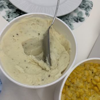 Babe's Chicken Dinner House - Mashed potatoes pretty standard - Chicken Shop Near Me - Arlington, Texas Babe's Chicken Dinner House - Mashed potatoes pretty standard - Chicken Shop Near Me - Arlington, Texas