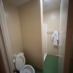 MacRae's of Homosassa - Bathroom