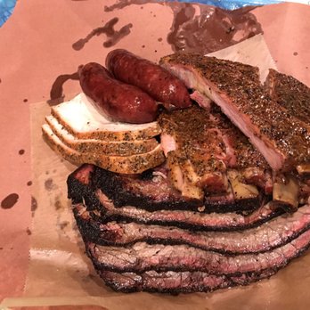 Franklin Barbecue - Barbeque Near Me - Austin, Texas Franklin Barbecue - Barbeque Near Me - Austin, Texas