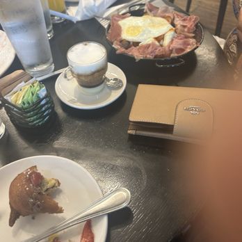Maple and Cream Restaurant - Breakfast & Brunch Near Me - Plantation, Florida Maple and Cream Restaurant - Breakfast & Brunch Near Me - Plantation, Florida