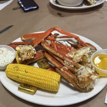 Riggins Crabhouse - Snow crab that comes with a side - Seafood Markets Near Me - Lantana, Florida Riggins Crabhouse - Snow crab that comes with a side - Seafood Markets Near Me - Lantana, Florida